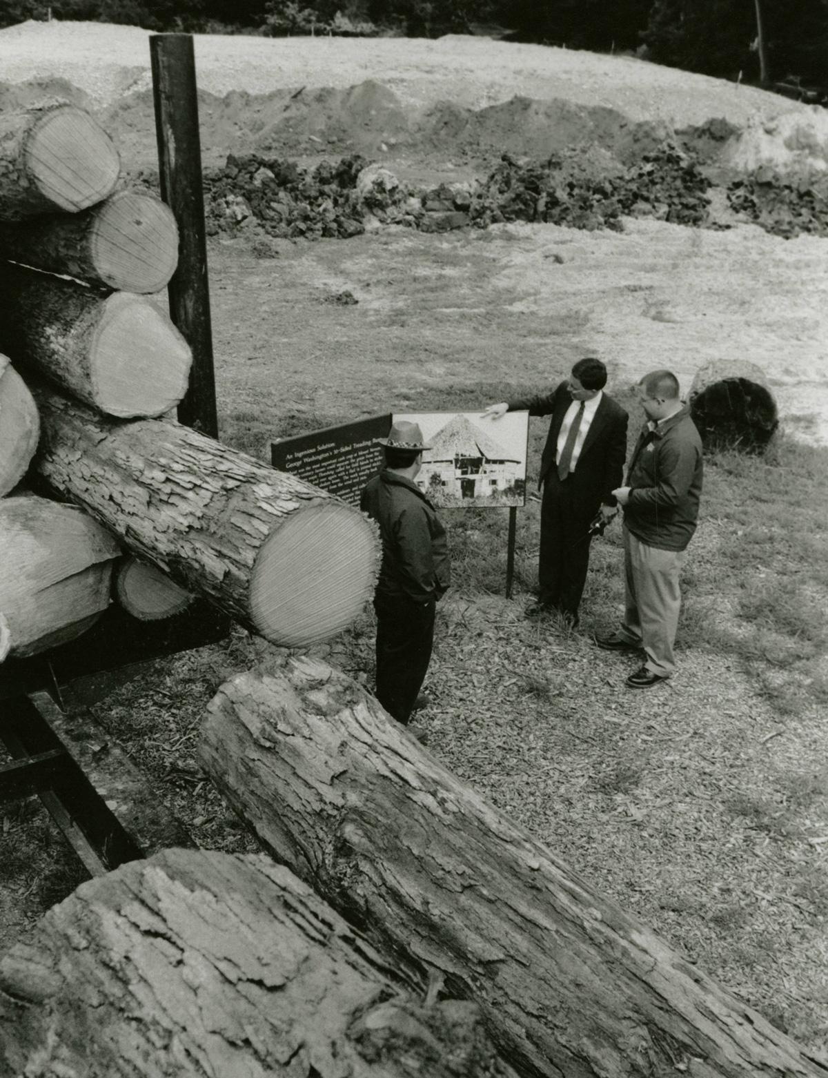 White oak from the Mount Vernon estate was used in the 1996 reconstruction. 