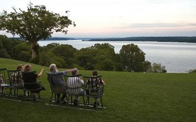 Guests enjoying the view across the Potomac River.
